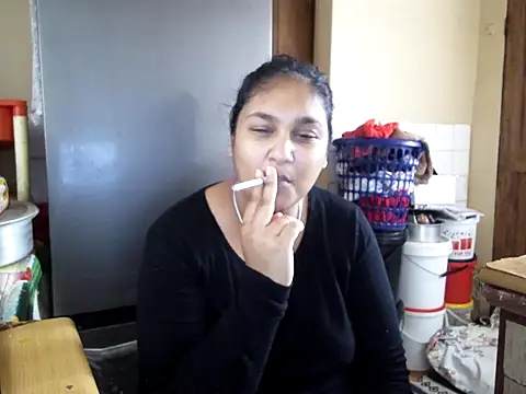 Snapshot of Indianbloom- chatting on September 13, 2025, 9:20 am Indianbloom- online show from September 13, 2025, 9:20 am