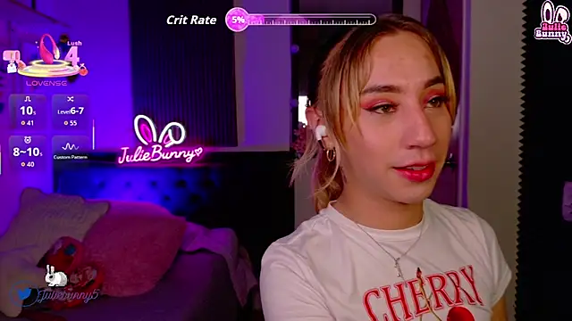 Littlebunny21 online show from May 25, 2026, 1:38 am
