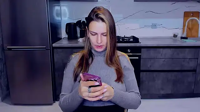 AlexiaDarren online show from February 26, 2025, 4:16 pm