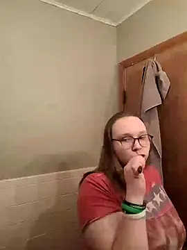 Snapshot of ZeTurtleMaster chatting on January 5, 2025, 11:01 pm ZeTurtleMaster online show from January 5, 2025, 11:01 pm