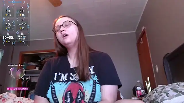 Snapshot of ZeTurtleMaster chatting on November 14, 2025, 7:06 pm ZeTurtleMaster online show from November 14, 2025, 7:06 pm