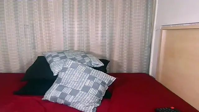 Snapshot of sexyindianchic chatting on November 7, 2025, 5:39 pm sexyindianchic online show from November 7, 2025, 5:39 pm