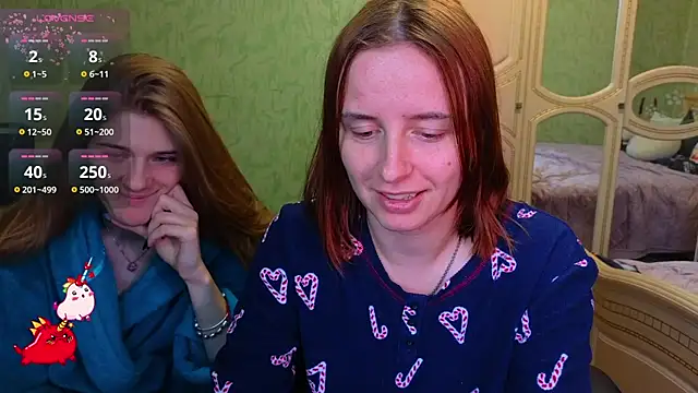 DanaMartina online show from October 7, 2025, 1:45 pm