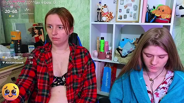 DanaMartina online show from November 11, 2025, 6:03 pm