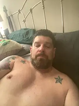 Snapshot of avgman76 chatting on November 2, 2025, 8:03 pm avgman76 online show from November 2, 2025, 8:03 pm