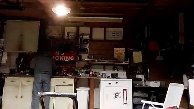 Snapshot of justinewe69 chatting on October 23, 2025, 3:27 am justinewe69 online show from October 23, 2025, 3:27 am