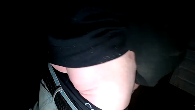 Snapshot of justinewe69 chatting on October 28, 2025, 5:08 am justinewe69 online show from October 28, 2025, 5:08 am