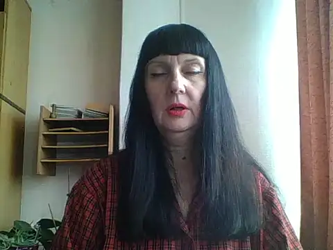 MelanyBanks online show from October 13, 2025, 7:43 am