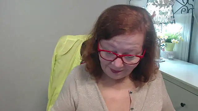 Snapshot of Adelewildx chatting on October 8, 2025, 3:19 am Adelewildx online show from October 8, 2025, 3:19 am