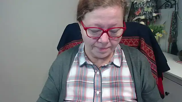 Snapshot of Adelewildx chatting on November 13, 2025, 4:38 am Adelewildx online show from November 13, 2025, 4:38 am