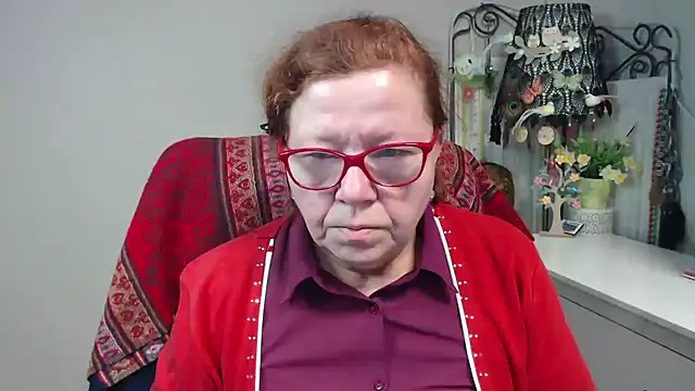 Snapshot of Adelewildx chatting on November 19, 2025, 4:23 am Adelewildx online show from November 19, 2025, 4:23 am