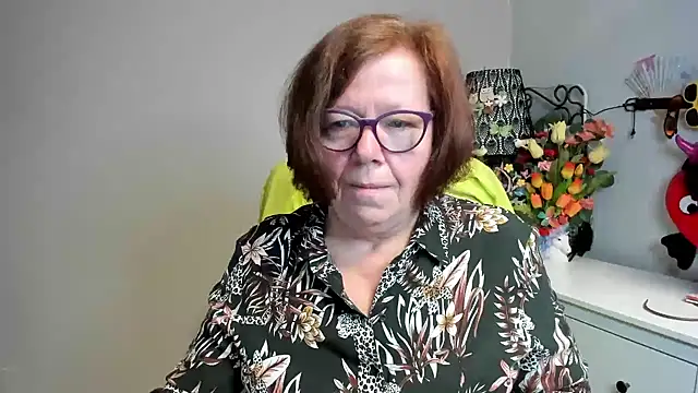 Snapshot of Adelewildx chatting on May 19, 2026, 3:46 am Adelewildx online show from May 19, 2026, 3:46 am
