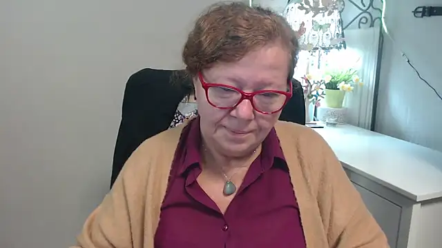 Snapshot of Adelewildx chatting on September 15, 2025, 2:45 am Adelewildx online show from September 15, 2025, 2:45 am