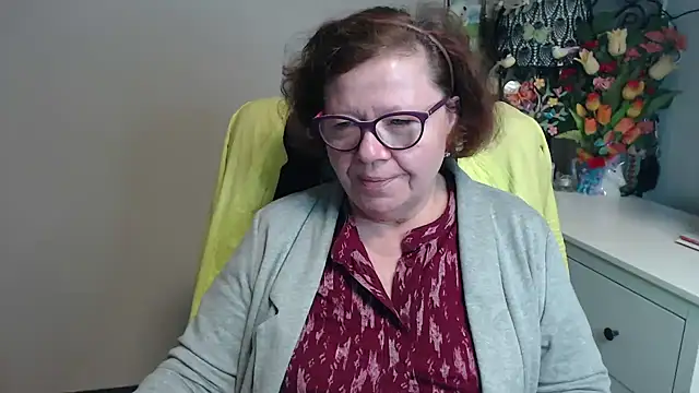 Snapshot of Adelewildx chatting on May 7, 2026, 2:49 am Adelewildx online show from May 7, 2026, 2:49 am