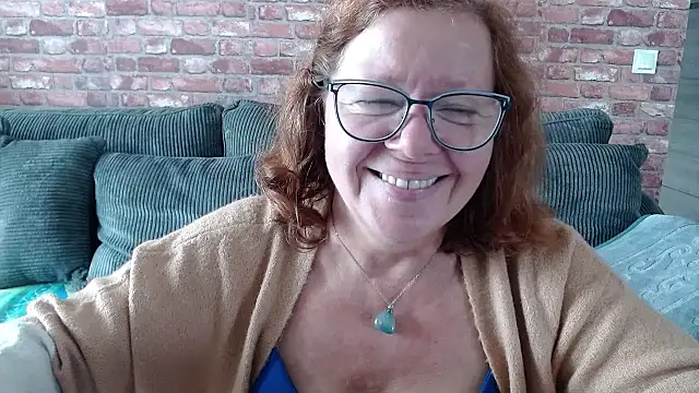 Snapshot of Adelewildx chatting on September 13, 2025, 9:53 am Adelewildx online show from September 13, 2025, 9:53 am