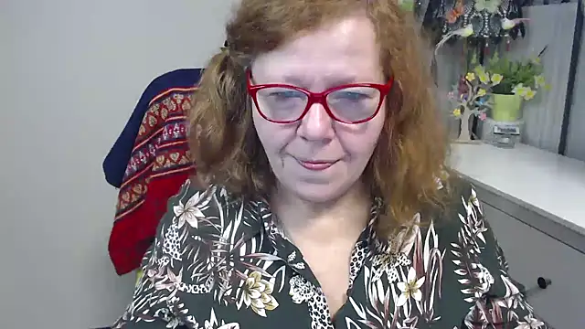 Snapshot of Adelewildx chatting on October 29, 2025, 4:22 am Adelewildx online show from October 29, 2025, 4:22 am