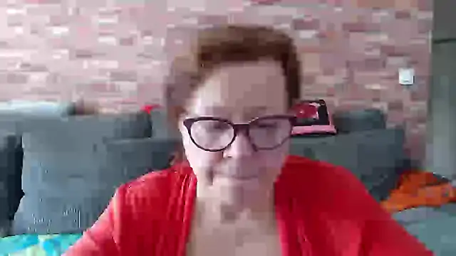 Snapshot of Adelewildx chatting on March 9, 2025, 9:24 am Adelewildx online show from March 9, 2025, 9:24 am