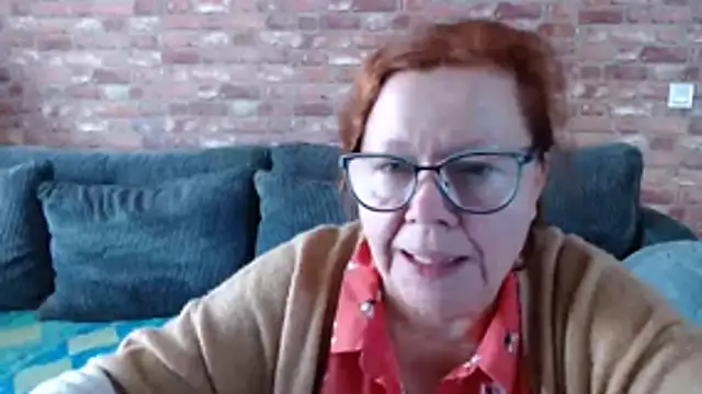 Snapshot of Adelewildx chatting on November 15, 2025, 11:58 am Adelewildx online show from November 15, 2025, 11:58 am