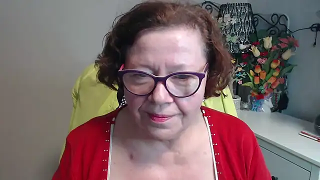 Snapshot of Adelewildx chatting on April 27, 2026, 9:51 am Adelewildx online show from April 27, 2026, 9:51 am