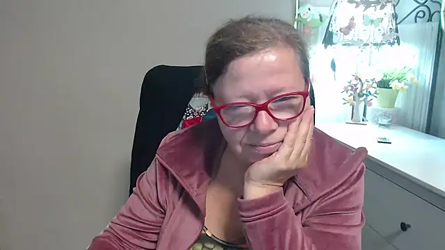 Snapshot of Adelewildx chatting on September 23, 2025, 3:13 am Adelewildx online show from September 23, 2025, 3:13 am