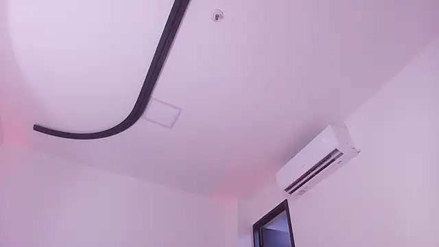 Snapshot of mister_miike chatting on February 3, 2026, 6:22 am mister miike online show from February 3, 2026, 6:22 am