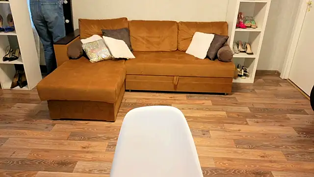 CaringSophie online show from November 26, 2025, 12:16 pm