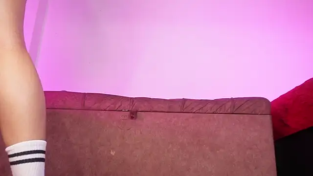 Snapshot of emyli_sw_ chatting on September 18, 2025, 3:09 am emyli sw online show from September 18, 2025, 3:09 am