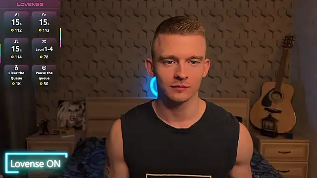 Snapshot of Marvelboy_ chatting on January 7, 2026, 1:32 am Marvelboy online show from January 7, 2026, 1:32 am