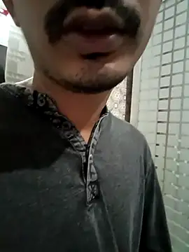 dreamtoungelick69 online show from March 6, 2026, 5:41 pm