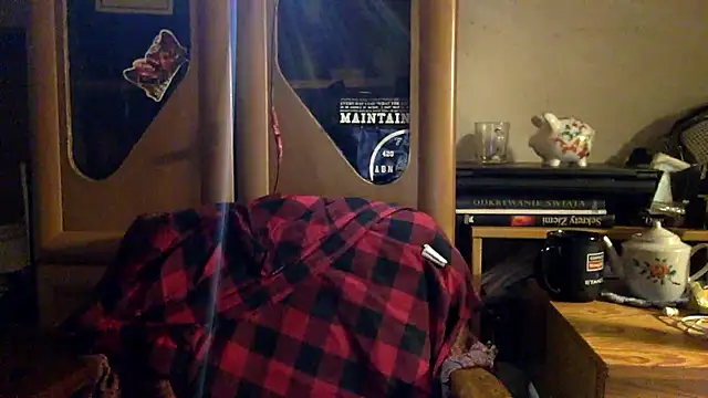 Snapshot of FireFox_Feel chatting on December 7, 2024, 11:51 pm FireFox Feel online show from December 7, 2024, 11:51 pm