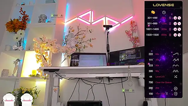 Snapshot of Elena-Marilyn chatting on October 11, 2025, 7:15 pm Elena-Marilyn online show from October 11, 2025, 7:15 pm