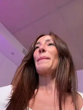 SweeetAlegra online show from September 9, 2025, 9:13 pm