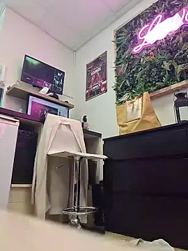 Nathotsexy1 online show from December 31, 2024, 1:30 pm