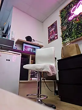 Nathotsexy1 online show from March 6, 2025, 2:29 pm