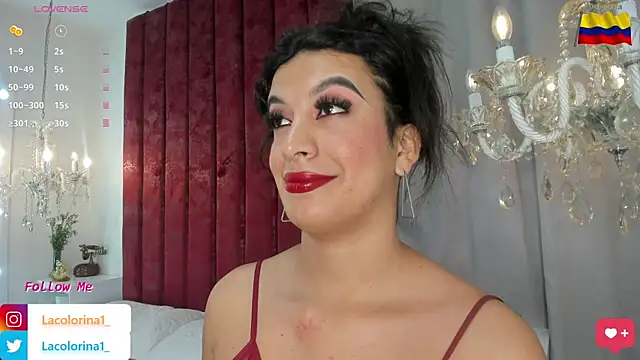 Snapshot of LaColorina_ chatting on February 8, 2025, 6:12 am LaColorina online show from February 8, 2025, 6:12 am