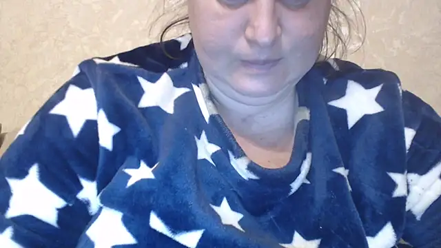 Amy August online show from February 13, 2026, 1:05 am