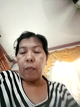 Snapshot of TropicalFlower chatting on October 19, 2025, 6:27 am TropicalFlower online show from October 19, 2025, 6:27 am