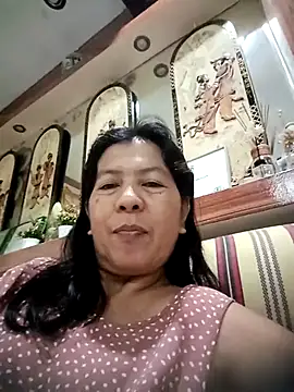 Snapshot of TropicalFlower chatting on October 8, 2025, 12:12 am TropicalFlower online show from October 8, 2025, 12:12 am