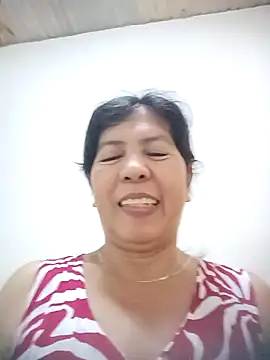 TropicalFlower online show from October 29, 2025, 10:03 am