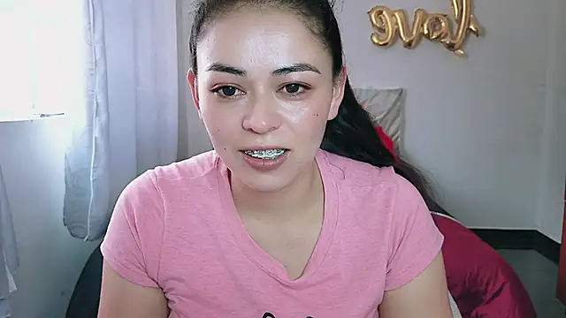 mayhott2 online show from March 31, 2026, 5:04 pm