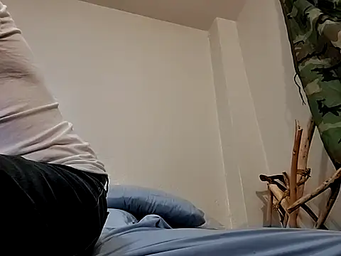 Snapshot of thefire420 chatting on February 16, 2025, 11:16 am thefire420 online show from February 16, 2025, 11:16 am