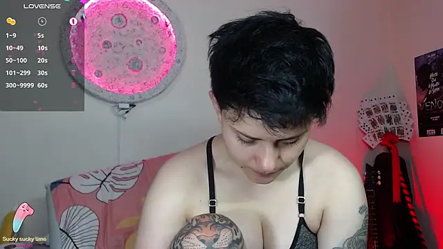 Snapshot of girl_intense444 chatting on March 1, 2025, 7:48 pm girl intense444 online show from March 1, 2025, 7:48 pm