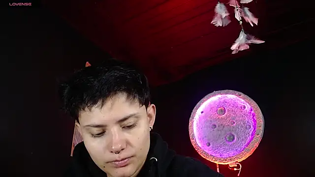 Snapshot of girl_intense444 chatting on April 29, 2026, 2:10 pm girl intense444 online show from April 29, 2026, 2:10 pm