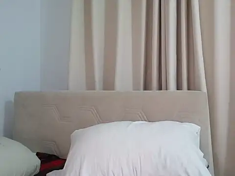 Snapshot of Deliciousgal chatting on March 2, 2026, 1:17 am Deliciousgal online show from March 2, 2026, 1:17 am