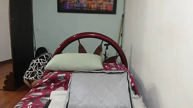 Snapshot of sexytitshot126 chatting on September 14, 2025, 1:39 am sexytitshot126 online show from September 14, 2025, 1:39 am