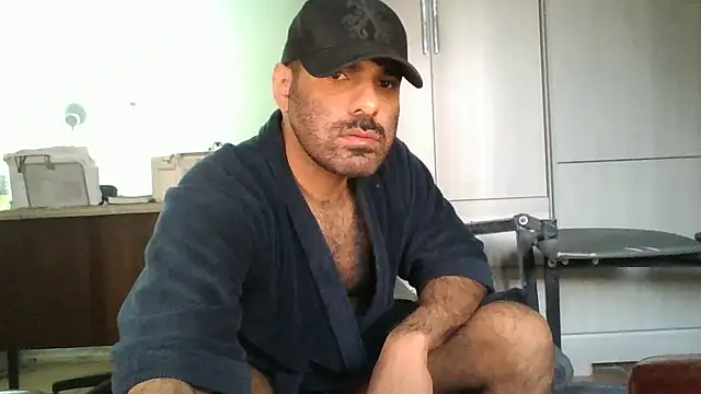 Snapshot of MILITARS chatting on September 13, 2025, 8:31 pm MILITARS online show from September 13, 2025, 8:31 pm