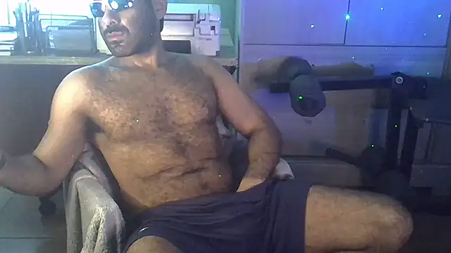 Snapshot of MILITARS chatting on October 11, 2025, 9:38 pm MILITARS online show from October 11, 2025, 9:38 pm