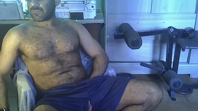 Snapshot of MILITARS chatting on September 23, 2025, 7:32 pm MILITARS online show from September 23, 2025, 7:32 pm