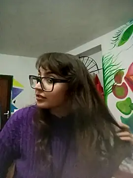 Blulilla69 online show from December 15, 2024, 4:48 pm