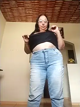 Snapshot of catdool chatting on December 21, 2025, 3:36 pm catdool online show from December 21, 2025, 3:36 pm